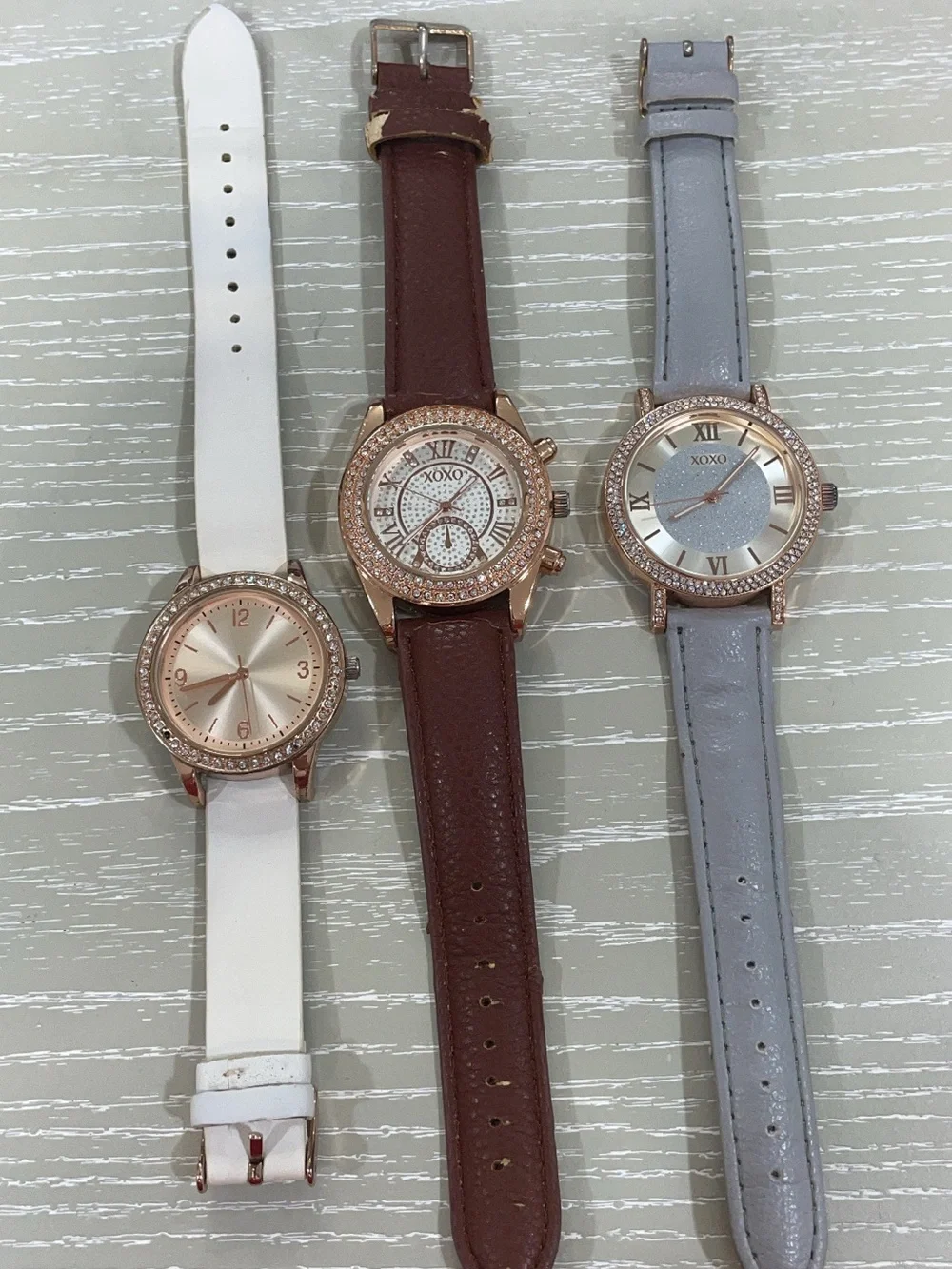 3 XOXO Women's Rose Gold Case White,brown and grey Leather Strap Watches